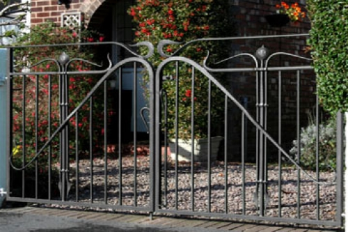 Cheshire-wrought-iron-art-nouveau-gates